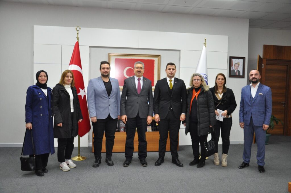 “Üniversitedeki çalışmaları yakından takip ediyoruz”