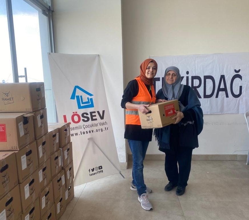Tekirdağ’da LÖSEV’den “Mutlu Et” yardımı