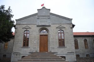 “Restorasyon çalışmaları devam ediyor”