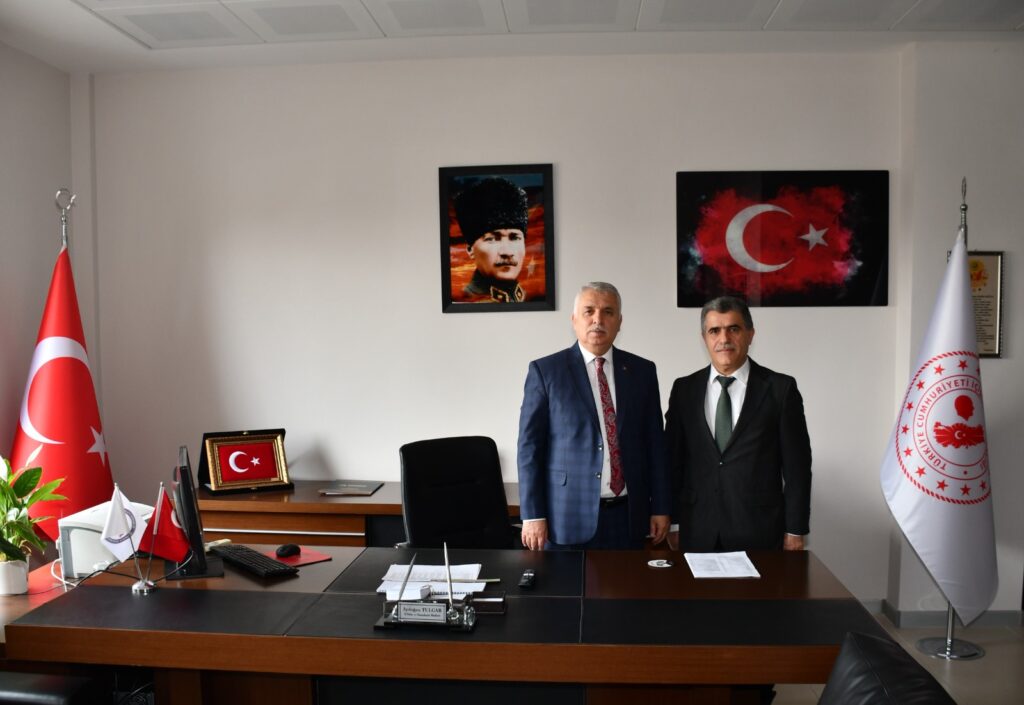Vatandaşlık İşleri Müdürlüğü’nü Ziyaret Etti