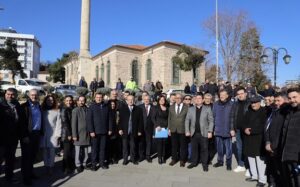 EMEKLİLER KADERİNE TERK EDİLDİ