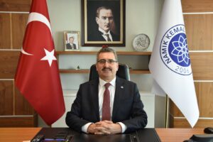 Rektörden örnek davranış