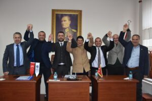 İşçi ve Emekçinin Başkanı Alpay Var