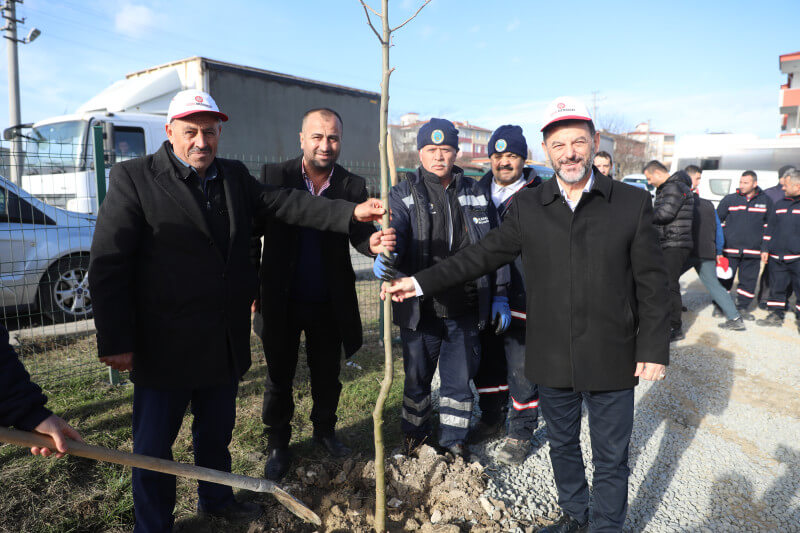 150 fidan toprakla buluşturuldu