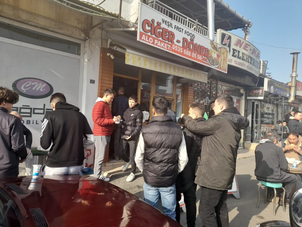 Ciğercilerde kuyruk oluştu