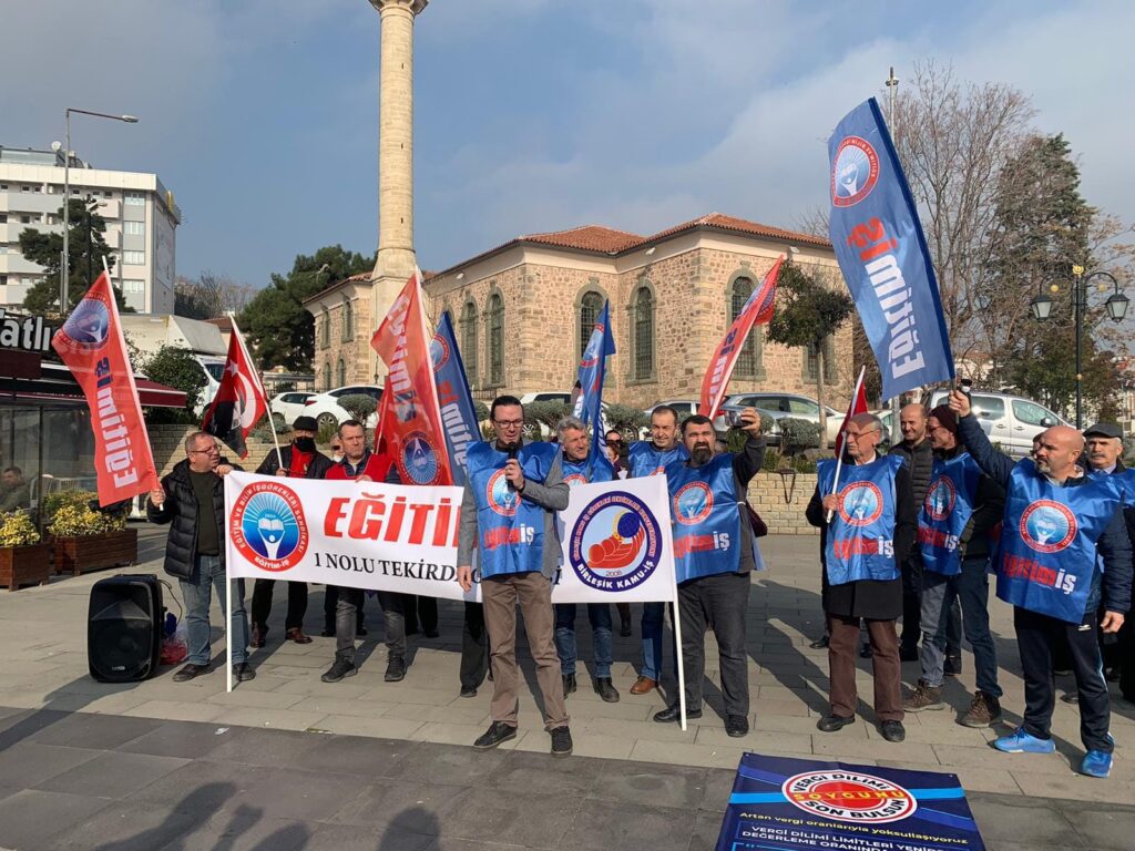 “Perşembe Günü Meydanlara İniyoruz”