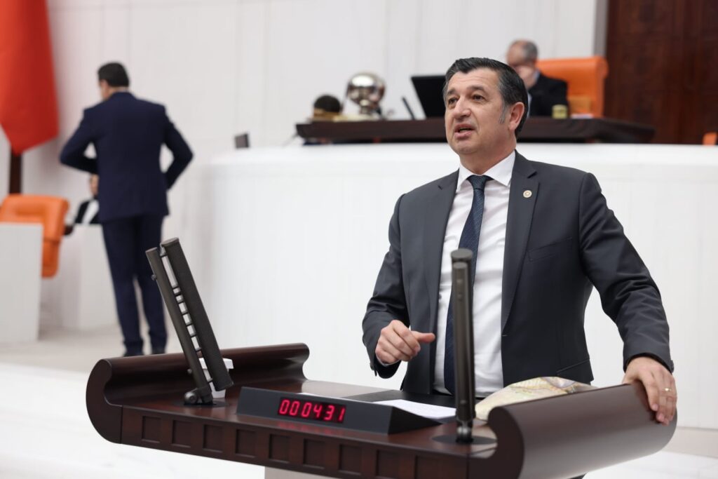 “Tarım Kredi’nin milyarlık arazileri yok pahasına gitti”