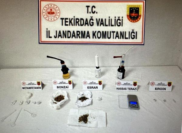 Motosiklette uyuşturucu bulundu