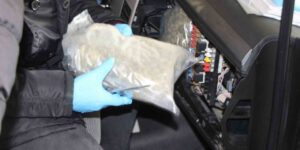 11 kilogram esrara el konuldu