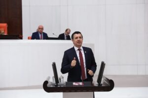 “Sahilleri halktan alıp yandaş vakıflara veriyorsunuz”