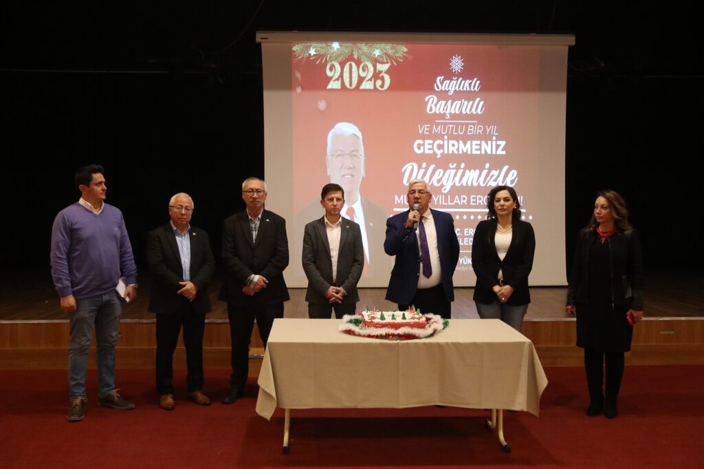 Belediye çalışanlarına teşekkür etti
