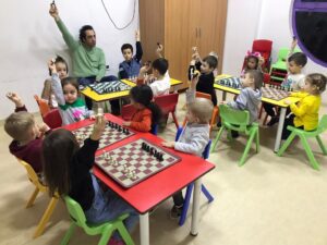Satranç dersleri başladı