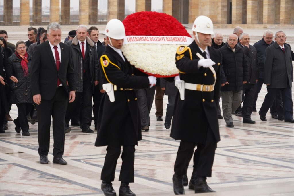 “Devrimleri her daim yolumuzu aydınlatacak”