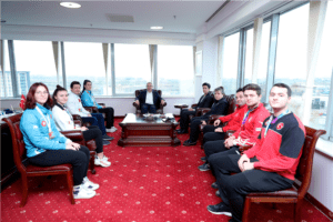 Başarılı sporcuları tebrik etti