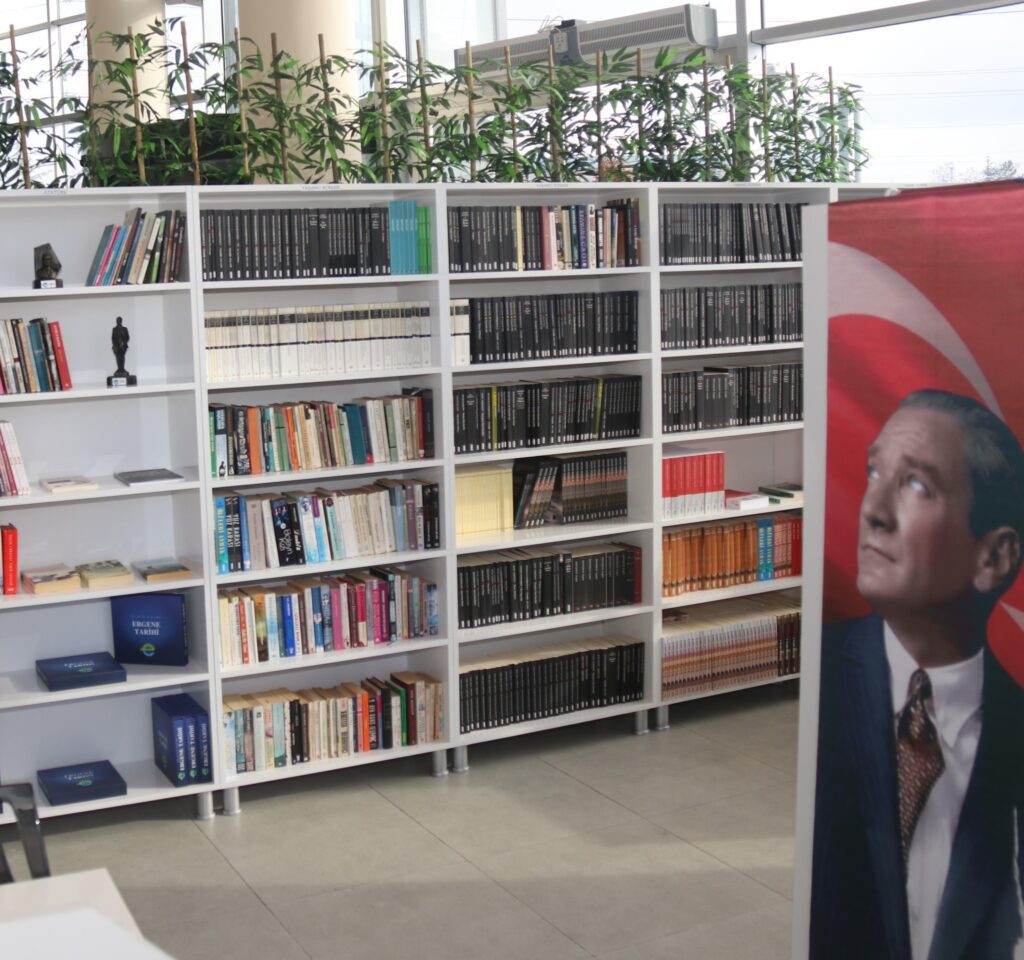 Kütüphane haftanın yedi günü hizmet verecek