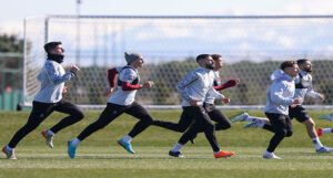 Trabzonspor’da Markovic ilk antrenmanına çıktı