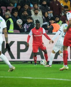 Atsu’nun menajeri oyuncunun hayatını kaybettiğini açıkladı