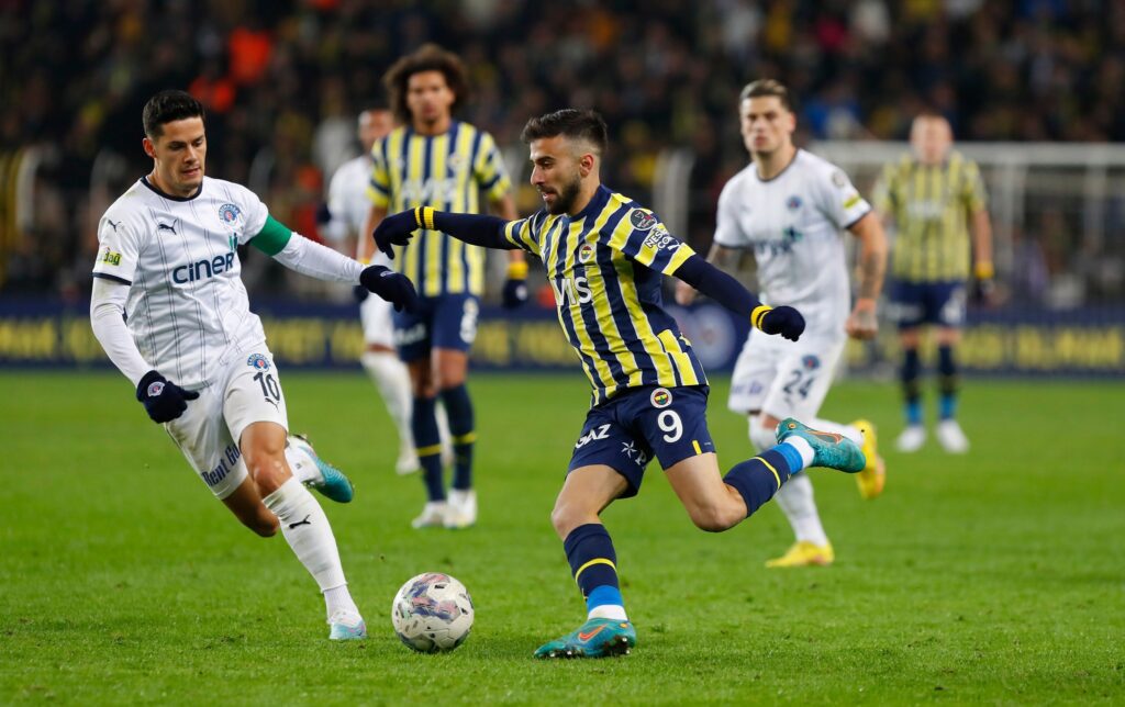Ertelenen maçlarının hakemleri açıklandı