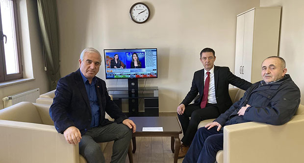 Süt üreticilerinden depremzedelere destek