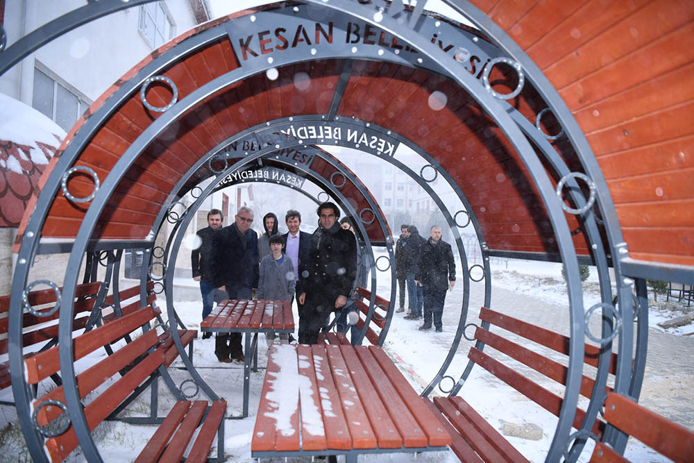 Kent mobilyalarını öğrenciler üretecek