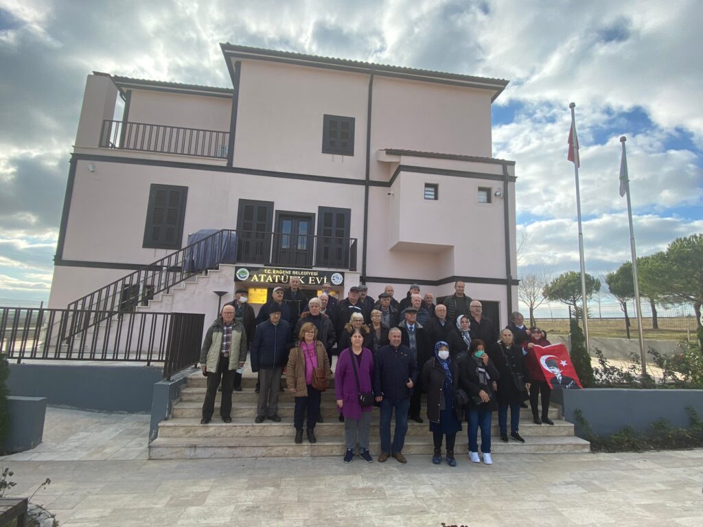 Atatürk evine ziyaretçi akını