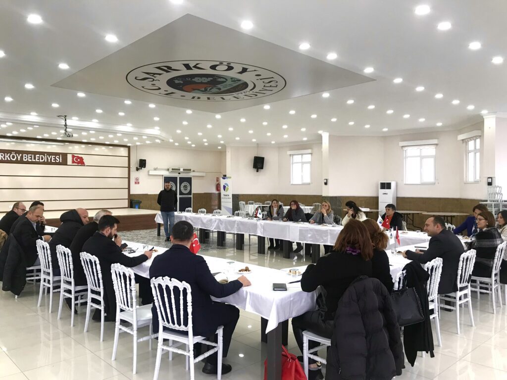 Belediyecilik buluşmalarına yoğun ilgi