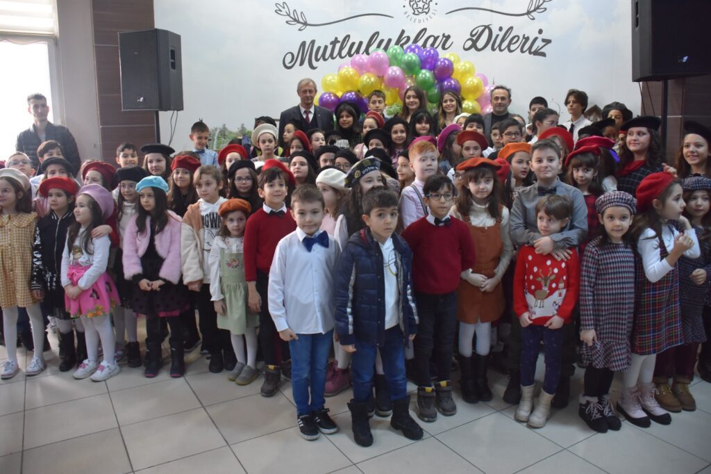 160 öğrencinin 170 eseri sergilendi
