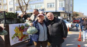 Belediyeden ücretsiz ıspanak ve lahana desteği