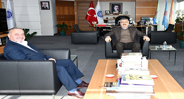 “Üniversite hızla gelişiyor”