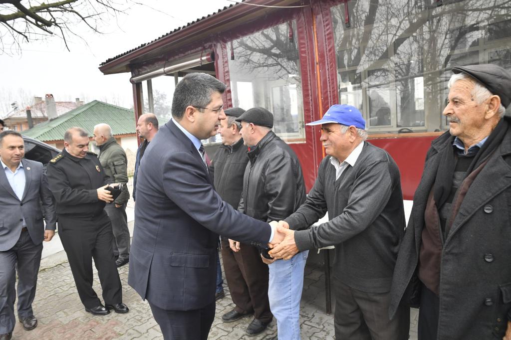 Vali köylerin sorunlarını inceledi