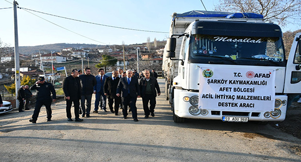 Deprem bölgesine odun gönderildi
