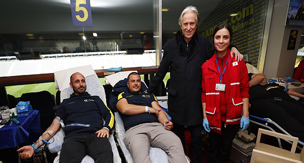 Jorge Jesus kan bağışı kampanyasına destek verdi