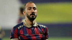 ALTINORDU’DA AHMET İLHAN FORMASINI SATTI