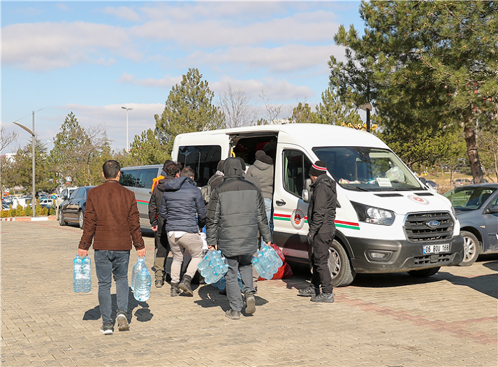 Personel ve ihtiyaç malzemesi desteğinde bulunuldu