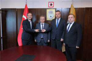 Rektör yardımcılığı görevine atandı