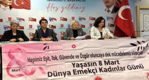 “KADINLAR İÇİN KRİTİK SEÇİMDEYİZ”