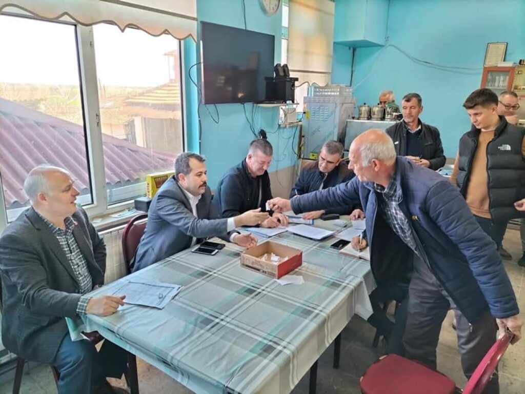 Üreticilere ekipman desteği verildi