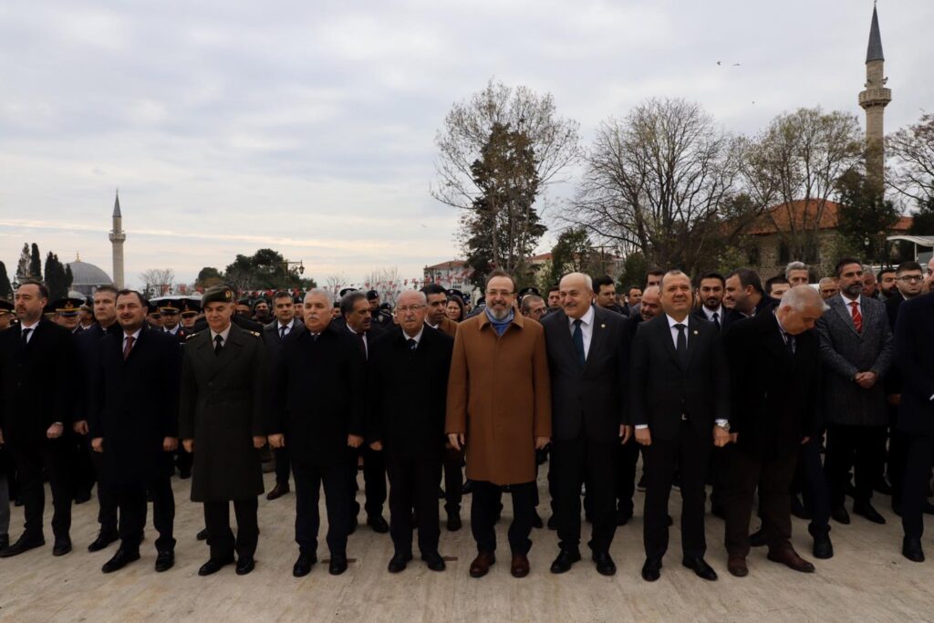 Çanakkale şehitleri saygıyla anıldı