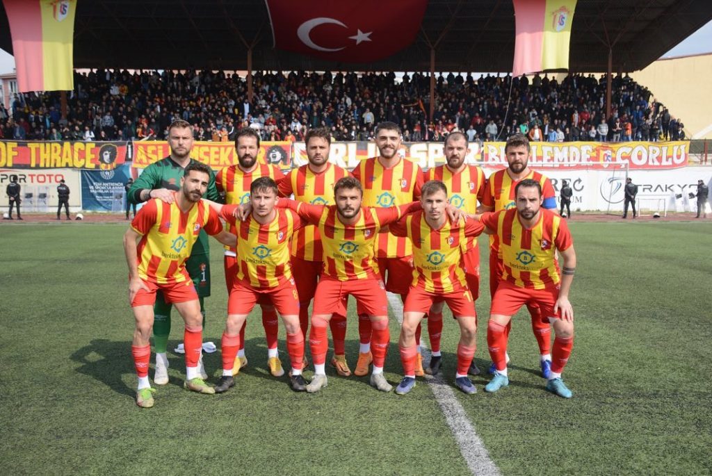 Çorluspor 1947 liderliği sevdi