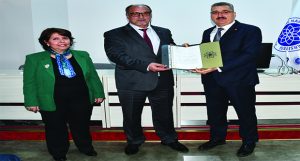Akademisyenleri daha fazla yayın yapmaları için teşvik etti