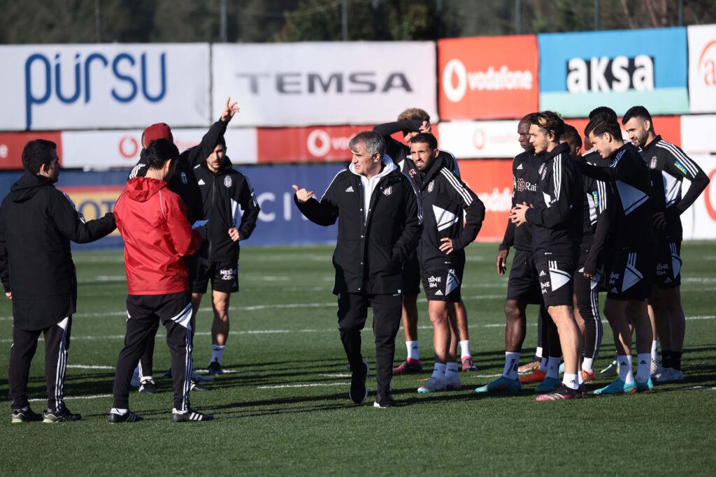 Beşiktaş’ta İstanbulspor maçının hazırlıkları başladı