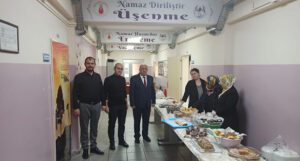 Depremzedelere destek için kermes düzenlendi
