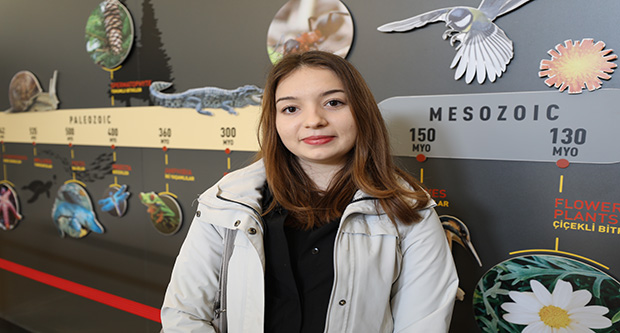 Müzeye gelenleri “imparator kelebeği” karşılıyor