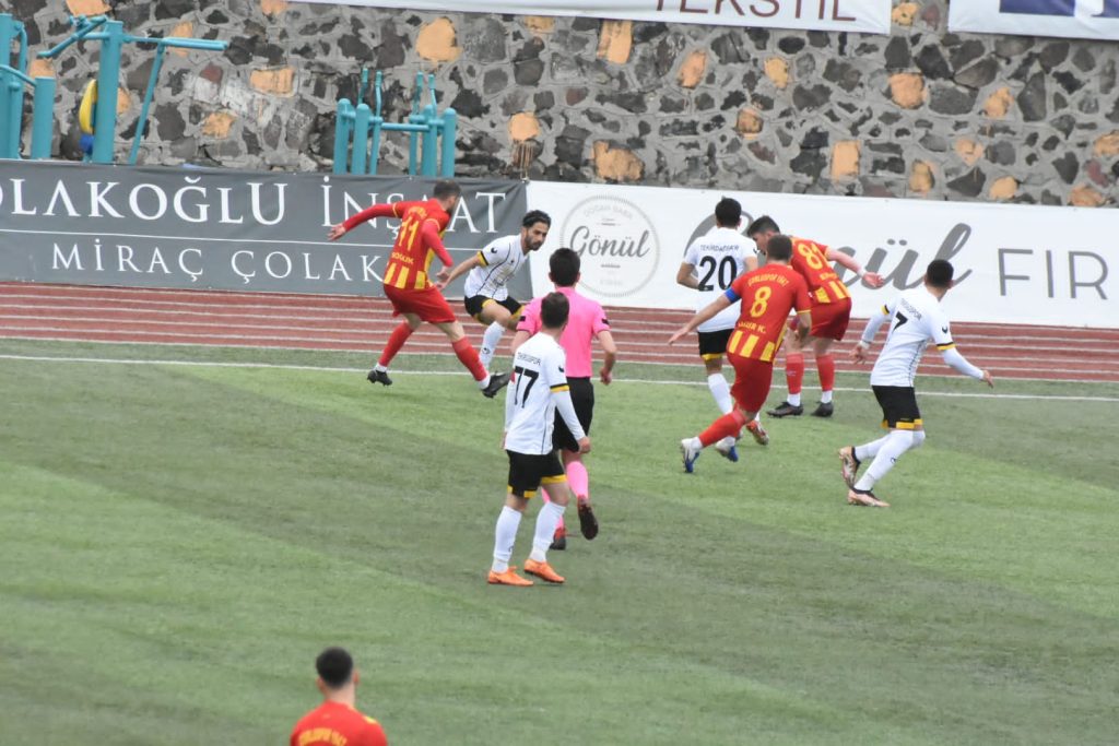 Çorluspor 1947 deplasmanda 3 puan arayacak