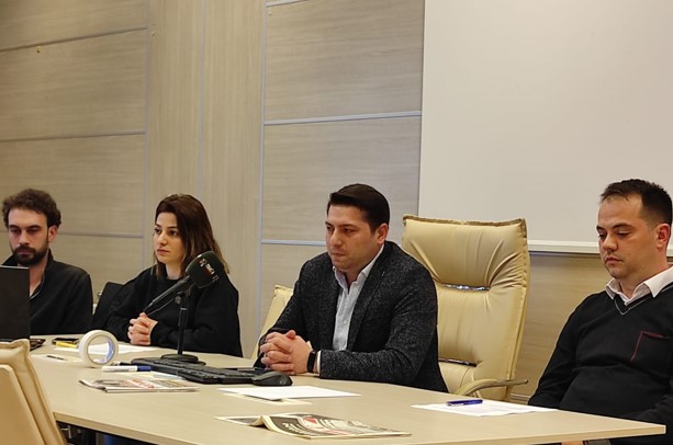 BU CADDELERE DİKKAT