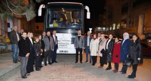 Depremzedelere anlamlı destek