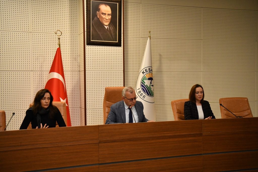 150 kişiden 24’ü emeklilik dilekçesini verdi