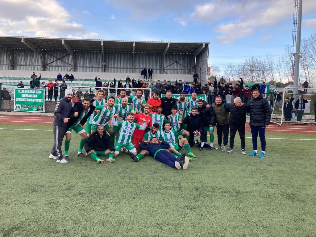Sarayspor 1953 şampiyonluğa çok yakın
