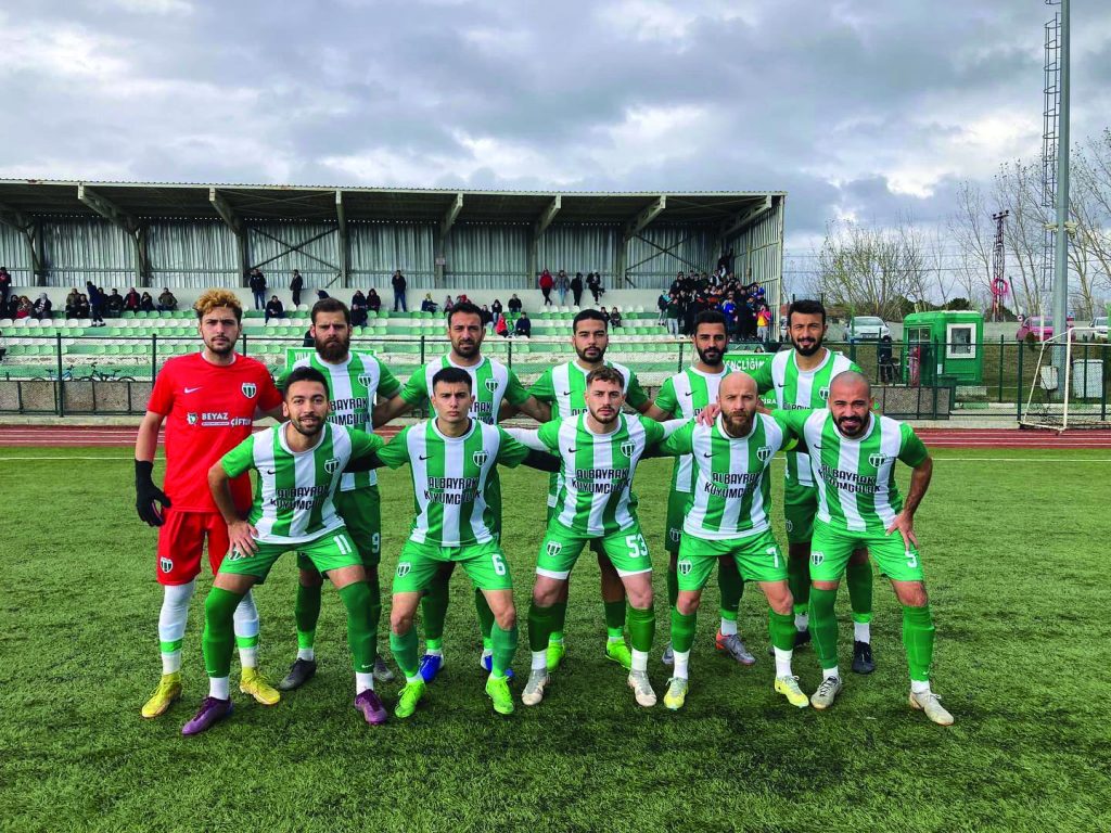 Sarayspor 1953 şampiyonluğa yakın