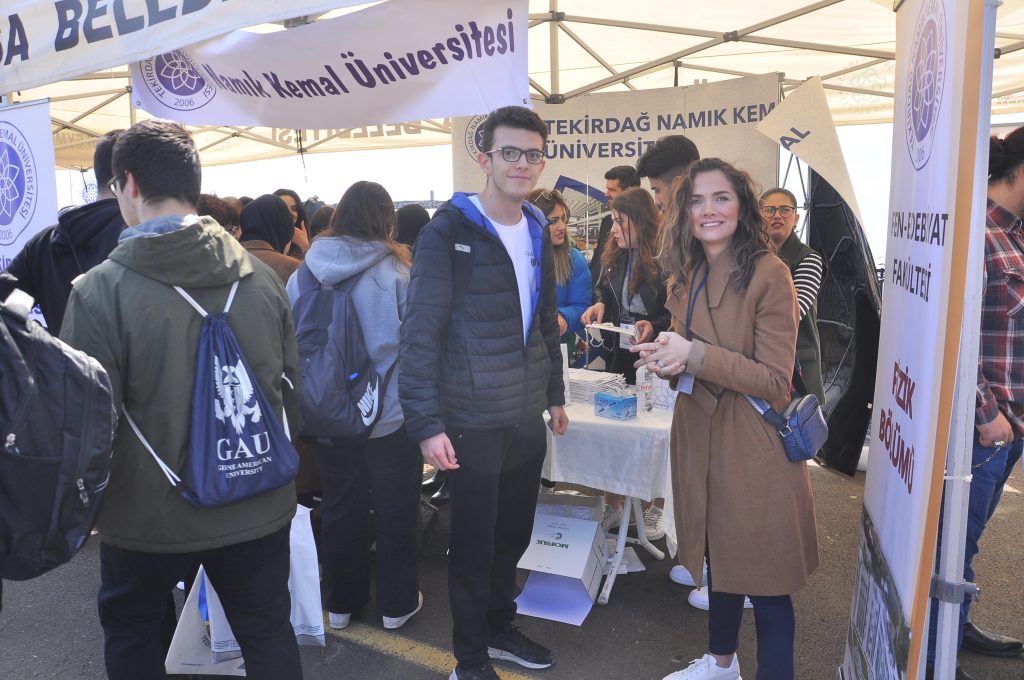 NKÜ standına yoğun ilgi